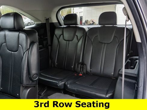 Used 2023 Kia Sorento EX image 15