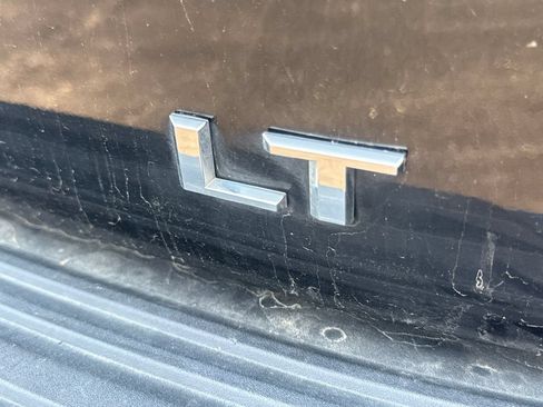 Used 2025 Chevrolet Tahoe LT AWD/4WD image 3