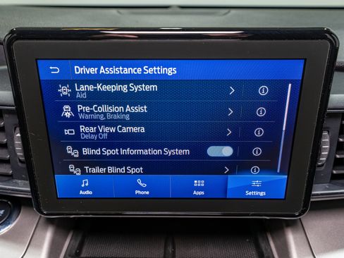 Used 2022 Ford Explorer XLT w/ Equipment Group 202A image 20