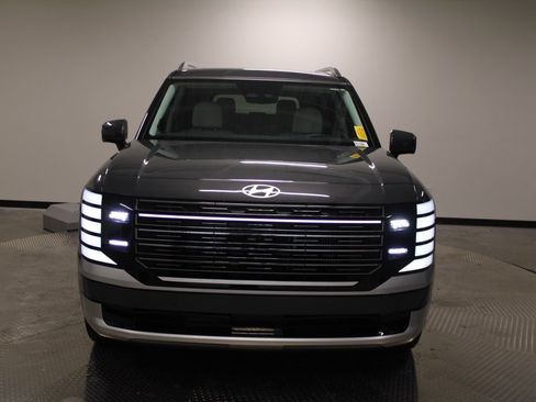 Used 2026 Hyundai Palisade Calligraphy image 8