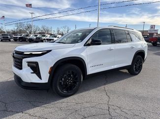 New 2026 Chevrolet Traverse LT w/ Midnight/Sport Edition video 2