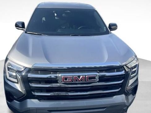 Used 2025 GMC Terrain Elevation AWD/4WD image 9