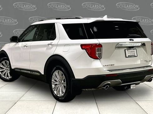 Used 2022 Ford Explorer Limited w/ Equipment Group 301A AWD/4WD image 5