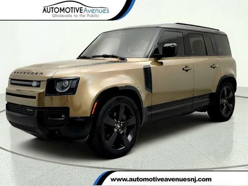 Used 2023 Land Rover Defender 110 X-Dynamic SE AWD/4WD image 1