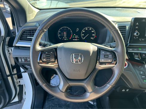 Used 2025 Honda Odyssey Sport-L image 31