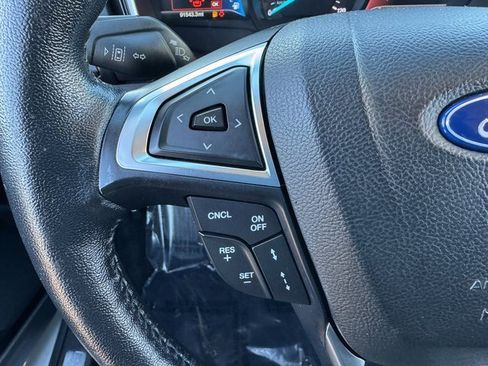 Used 2019 Ford Fusion Titanium image 22