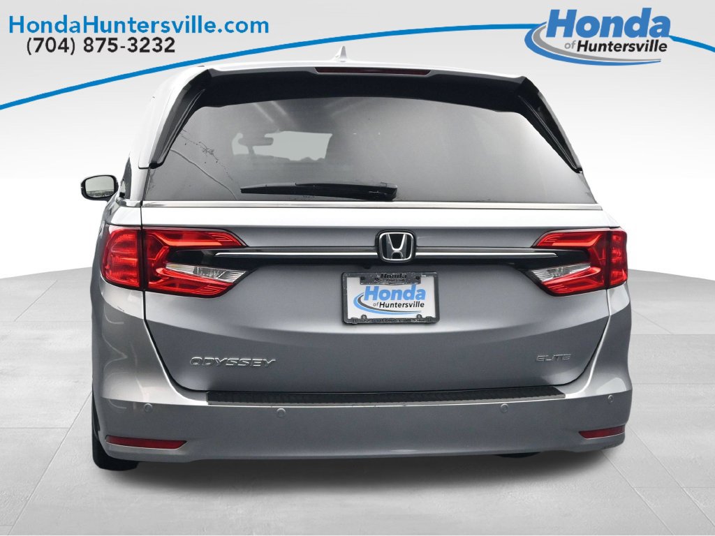 Used 2024 Honda Odyssey Elite image 7