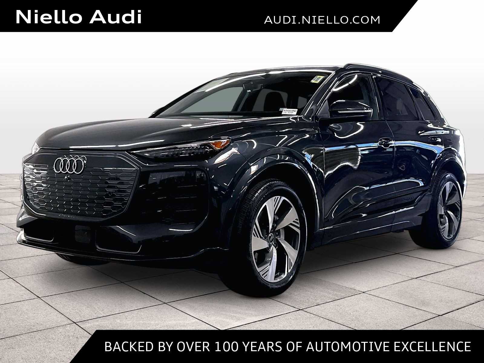 Used 2025 Audi Q6 e-tron Premium Plus w/ Premium Plus AWD/4WD image 1