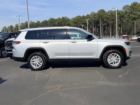New 2026 Jeep Grand Cherokee L 4WD image 2