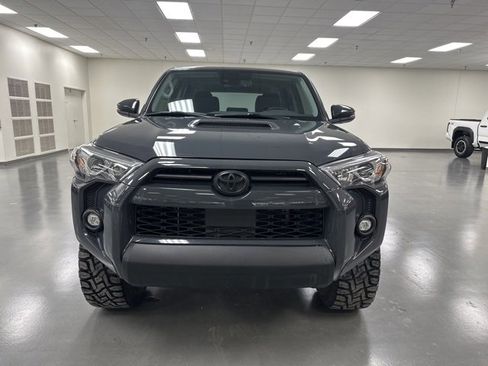 Used 2024 Toyota 4Runner TRD Off-Road Premium image 2