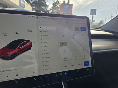 Used 2018 Tesla Model 3 Long Range RWD image 27