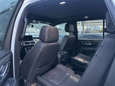Used 2022 Chevrolet Tahoe RST w/ Luxury Package image 11