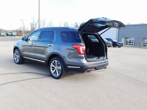 Used 2018 Ford Explorer Limited image 24