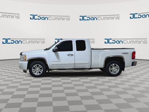 Used 2011 Chevrolet Silverado 1500 LTZ w/ LTZ Plus Package AWD/4WD image 5