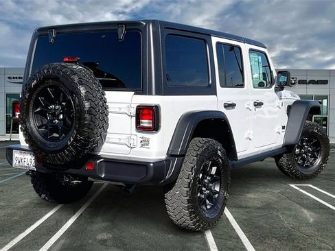 Used 2026 Jeep Wrangler Willys image 13