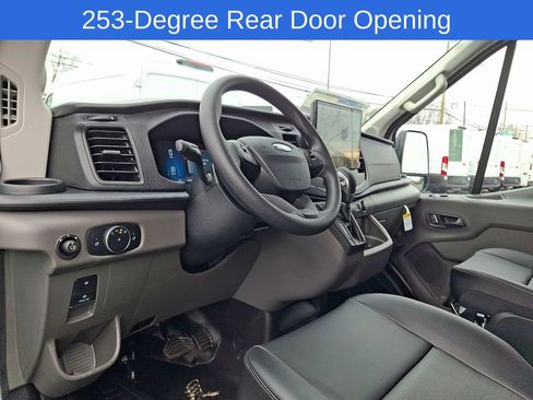 New 2026 Ford Transit 250 148 Medium Roof w/ Load Area Protection Package RWD image 6