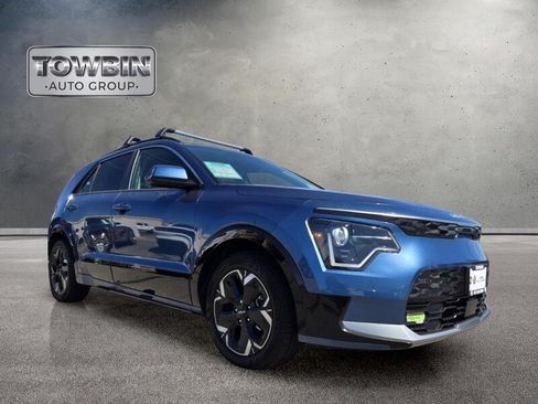 Used 2023 Kia Niro Wind FWD image 2