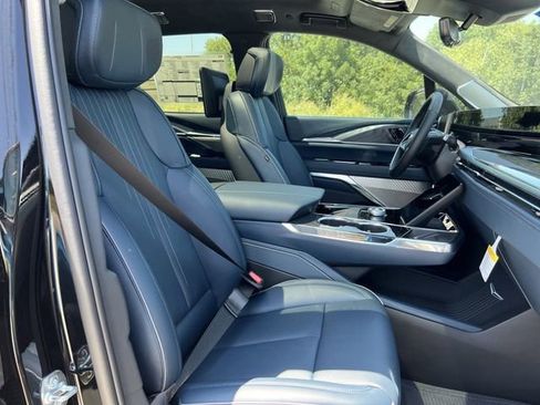 New 2025 Cadillac Escalade IQ Sport 2 image 25