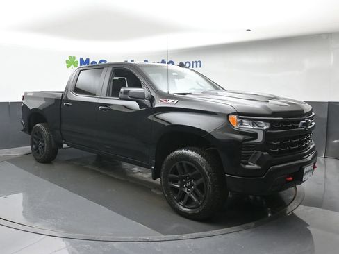 New 2026 Chevrolet Silverado 1500 LT Trail Boss w/ Convenience Package II image 2