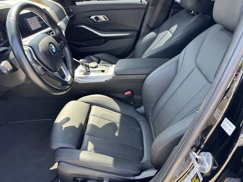 Used 2021 BMW 330i Sedan w/ Convenience Package RWD image 14