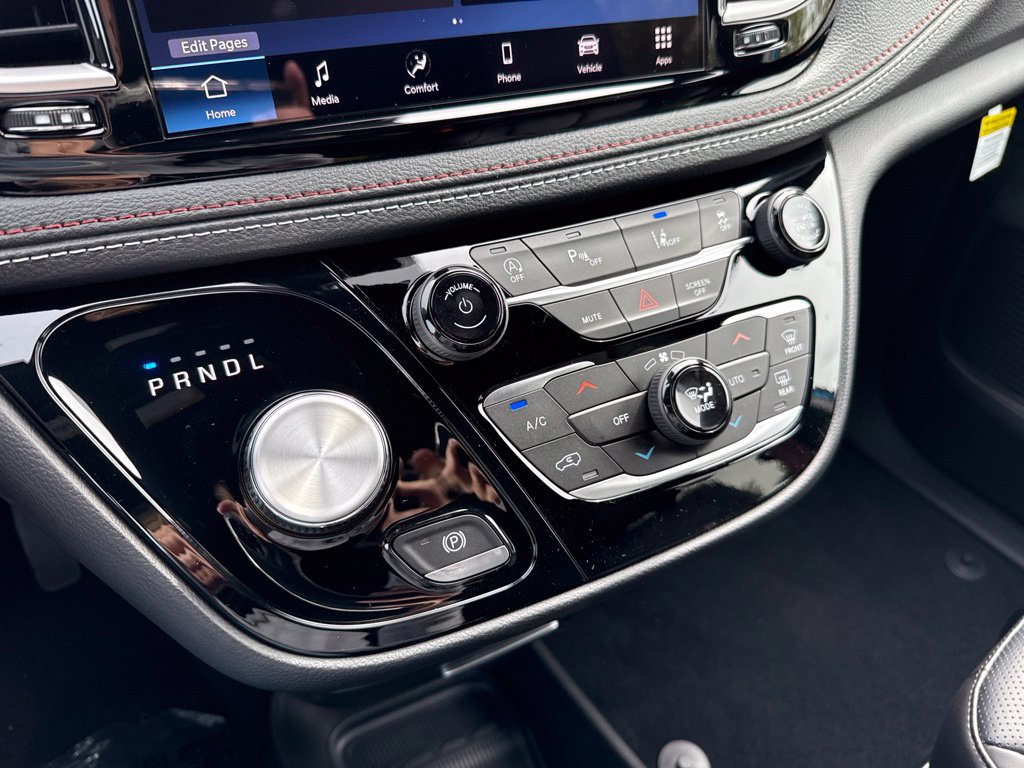 New 2027 Chrysler Pacifica Select AWD/4WD image 37