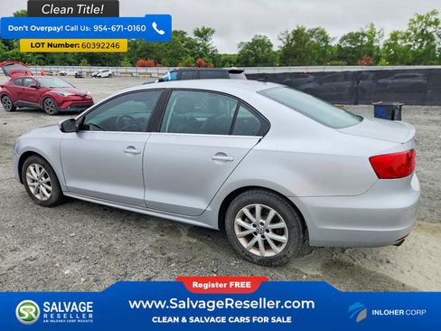 Used 2014 Volkswagen Jetta SE FWD image 3