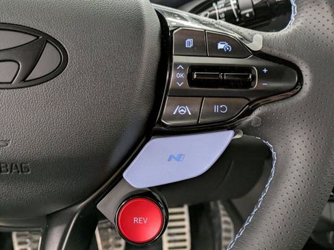 Used 2025 Hyundai Elantra N FWD image 17