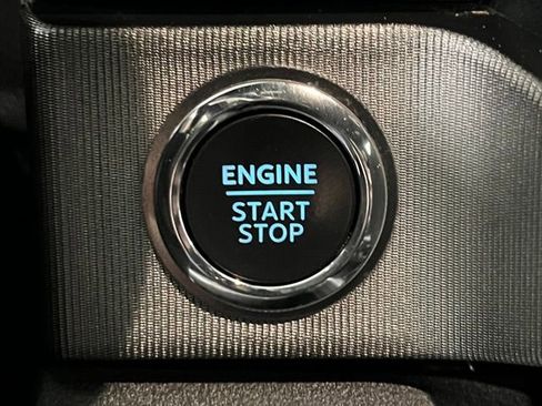 Used 2023 Ford F350 Platinum AWD/4WD image 33