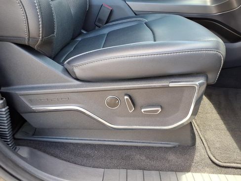 Used 2024 Ford F150 Lariat w/ Equipment Group 502A High AWD/4WD image 13