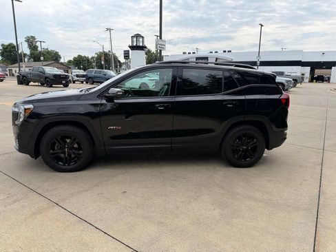Used 2023 GMC Terrain AT4 w/ Tech Package AWD/4WD image 8