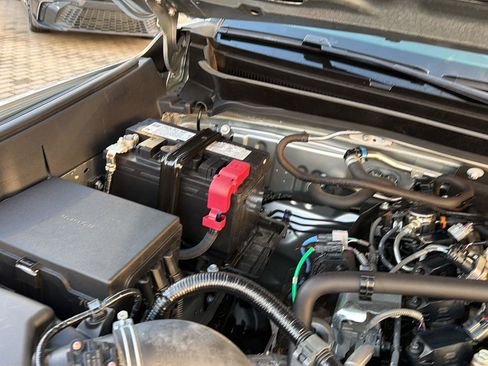 Certified 2024 Toyota Tacoma SR5 AWD/4WD image 34