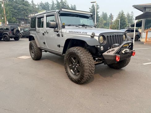 Used 2017 Jeep Wrangler Unlimited Sport AWD/4WD image 7