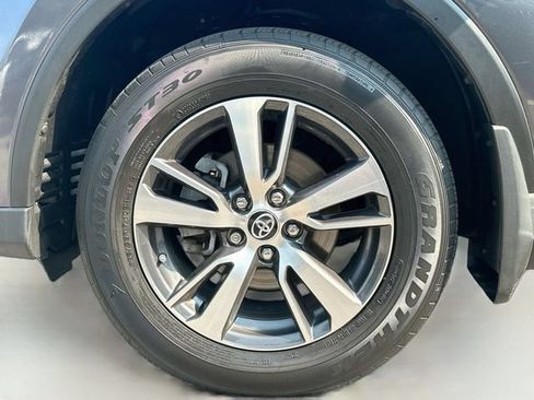 Used 2017 Toyota RAV4 XLE w/ Carpet Mat Package AWD/4WD image 31