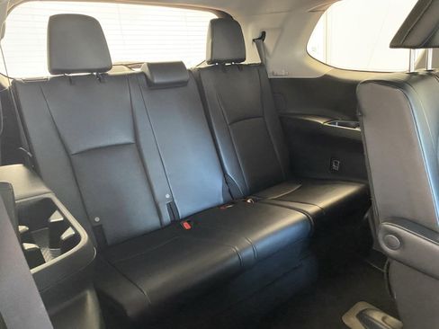 Used 2025 Toyota Grand Highlander FWD image 13