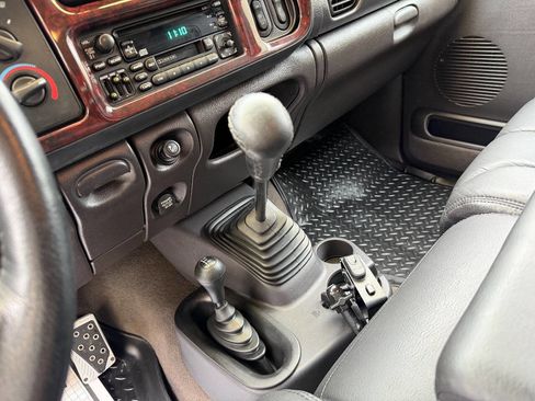 Used 2001 Dodge Ram 2500 Truck 4x4 Quad Cab image 24
