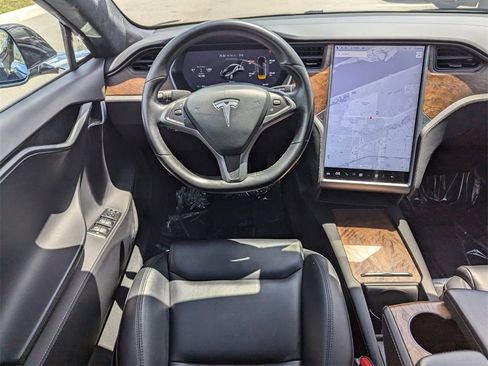 Used 2021 Tesla Model S Long Range Plus image 20