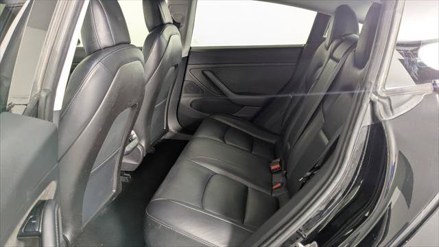 Used 2018 Tesla Model 3 Long Range RWD image 13