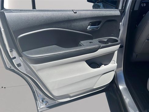 Used 2016 Honda Pilot Elite image 14