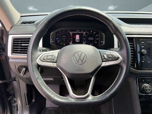 Used 2022 Volkswagen Atlas SEL AWD/4WD image 11