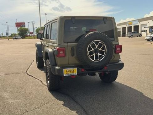 Used 2026 Jeep Wrangler Unlimited Rubicon AWD/4WD image 7