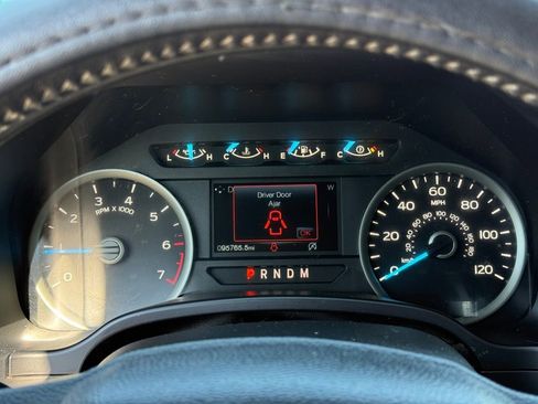 Used 2018 Ford F150 XLT w/ Equipment Group 302A Luxury image 17