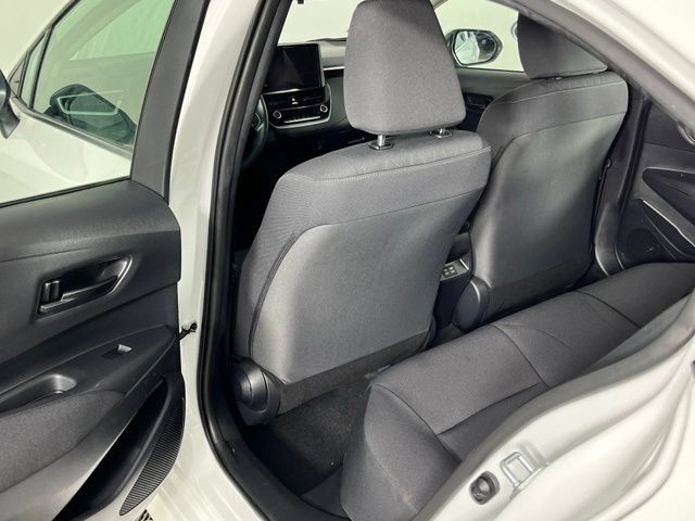 Used 2025 Toyota Corolla LE FWD image 23