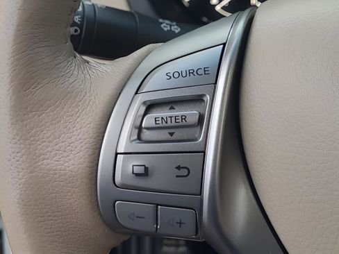 Used 2015 Nissan Altima 2.5 SL w/ Technology Package image 26