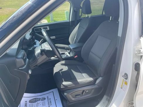 Used 2022 Ford Explorer XLT w/ Class IV Trailer Tow Package AWD/4WD image 18