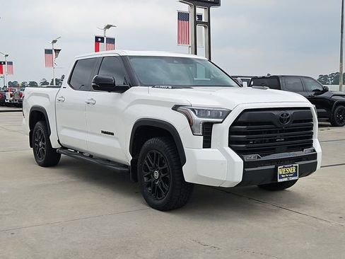 Used 2024 Toyota Tundra Limited AWD/4WD image 3