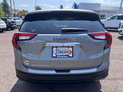 Used 2023 GMC Terrain SLE FWD image 6