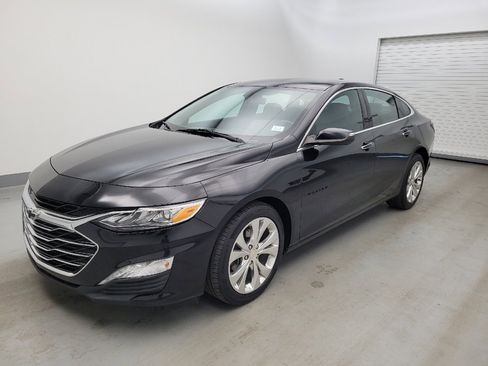 Used 2019 Chevrolet Malibu Premier FWD image 2