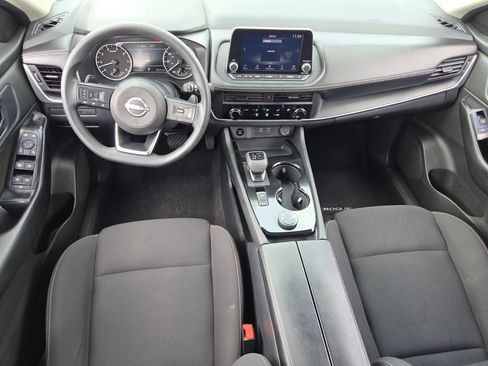 Used 2024 Nissan Rogue S AWD/4WD image 7