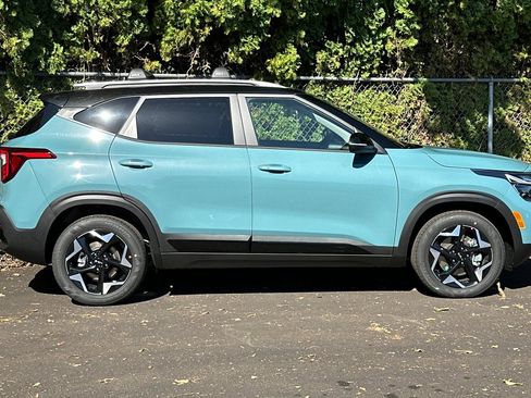 New 2026 Kia Seltos S image 2