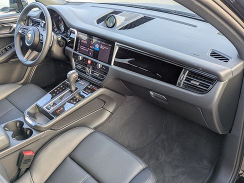 Certified 2025 Porsche Macan S AWD/4WD image 26